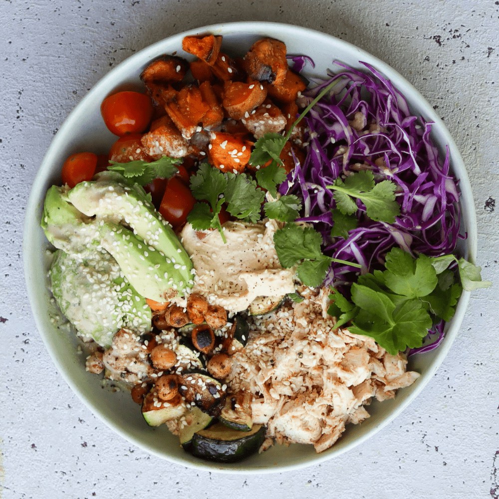 Buddha bowl med cremet dressing