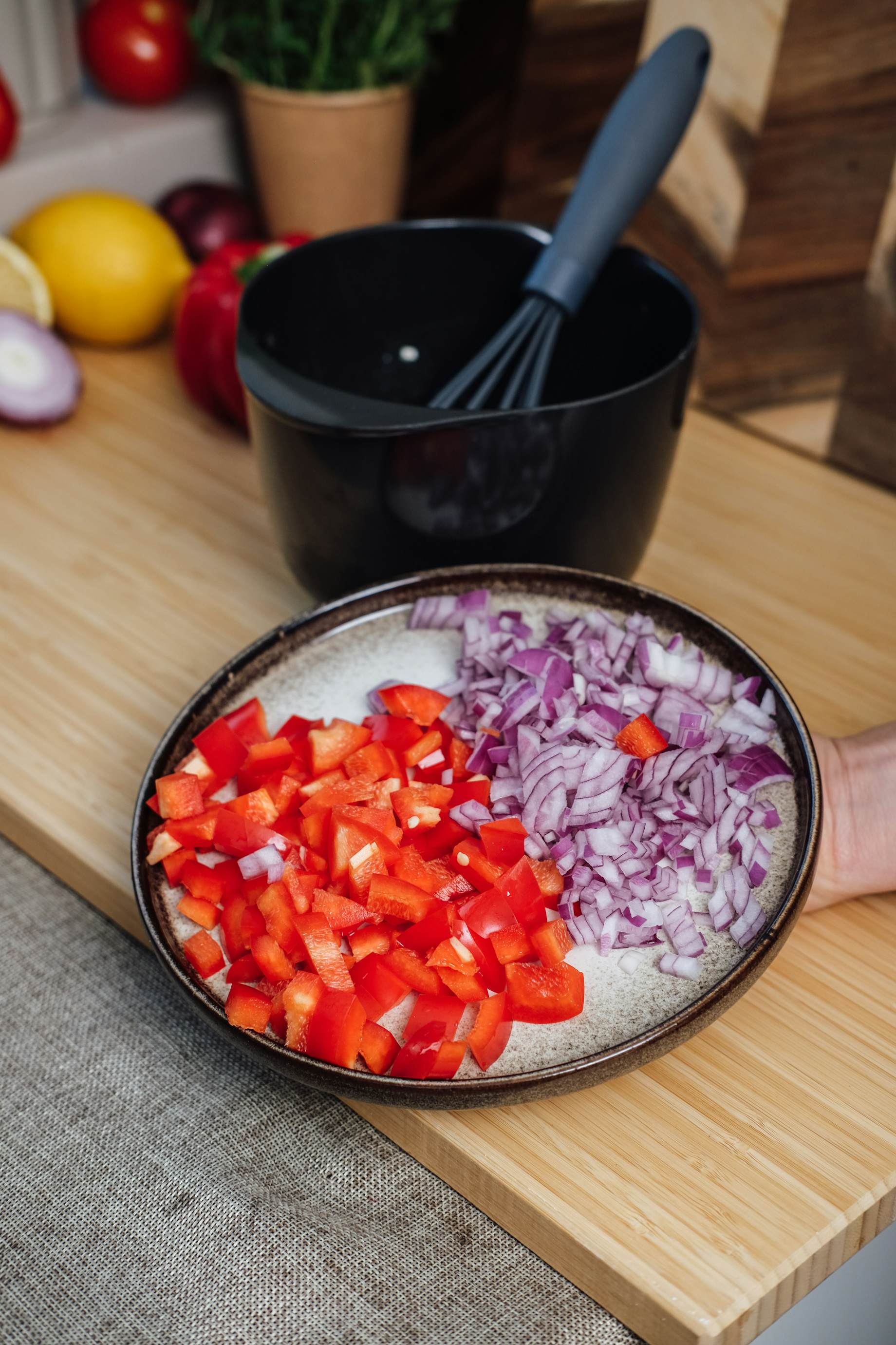 Step 6. Opskrift på tortillatærte med grisekød. BilkaToGo.