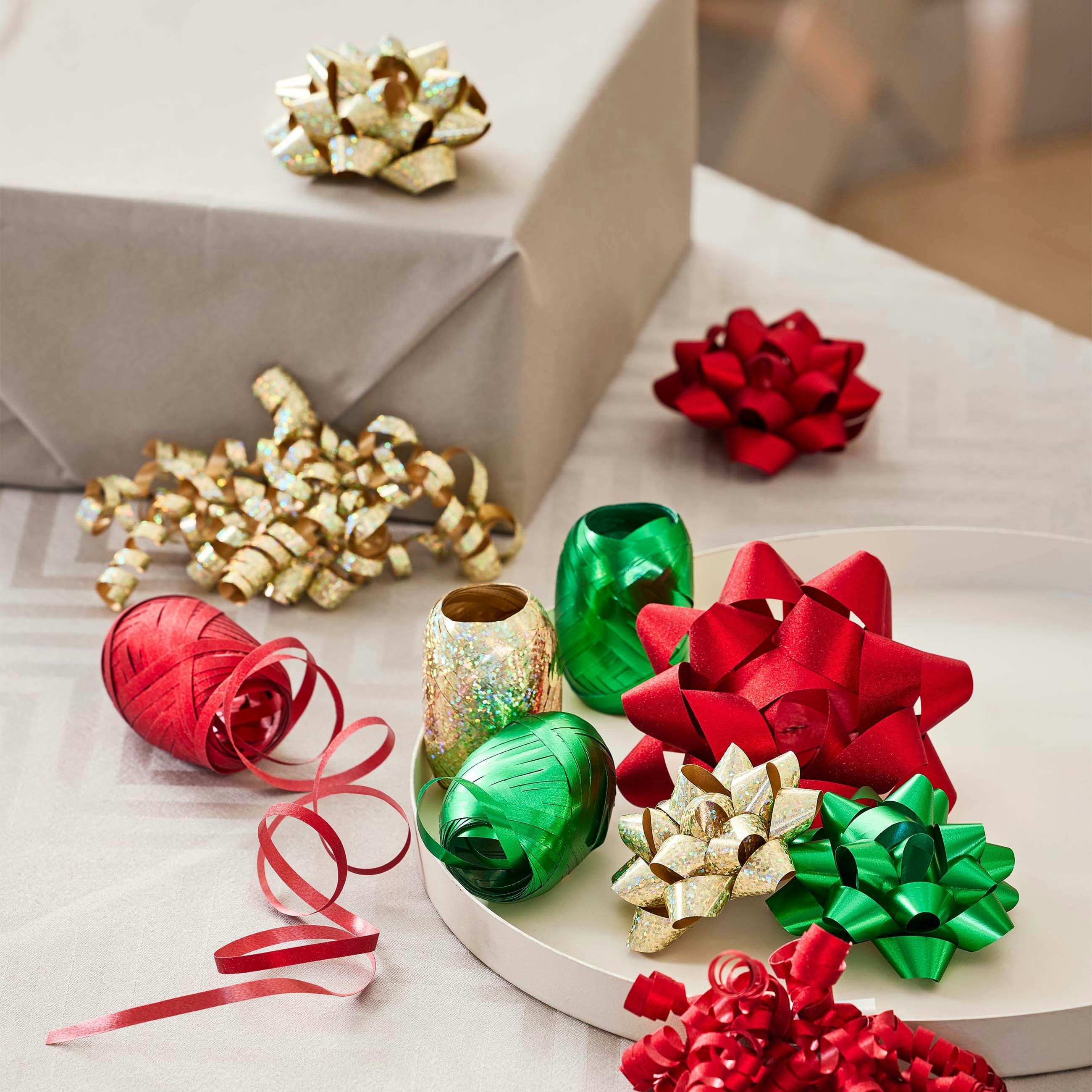 Køb gaveindpakning til jul hos Bilka.