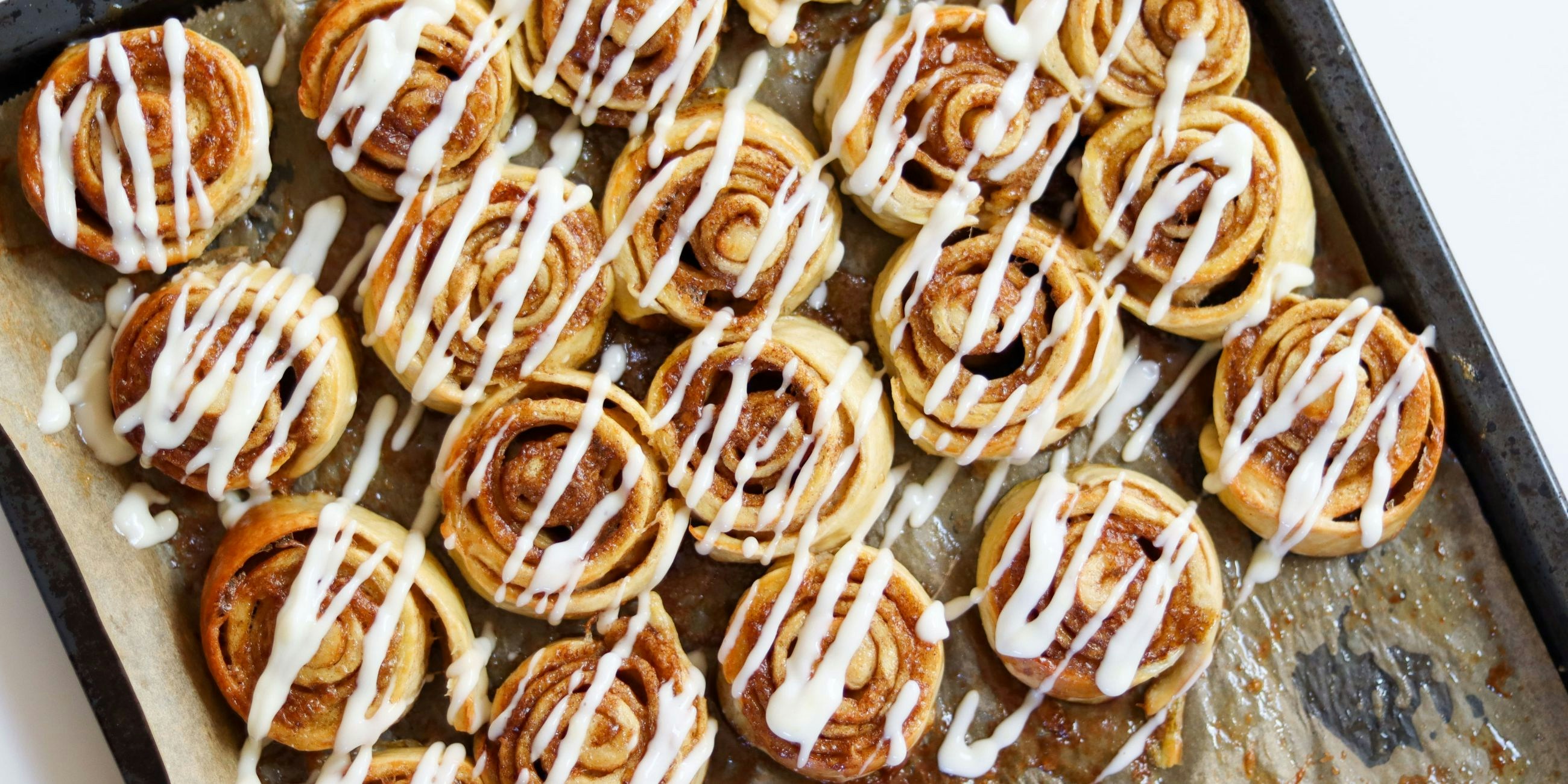 Kanelsnegle med glasur