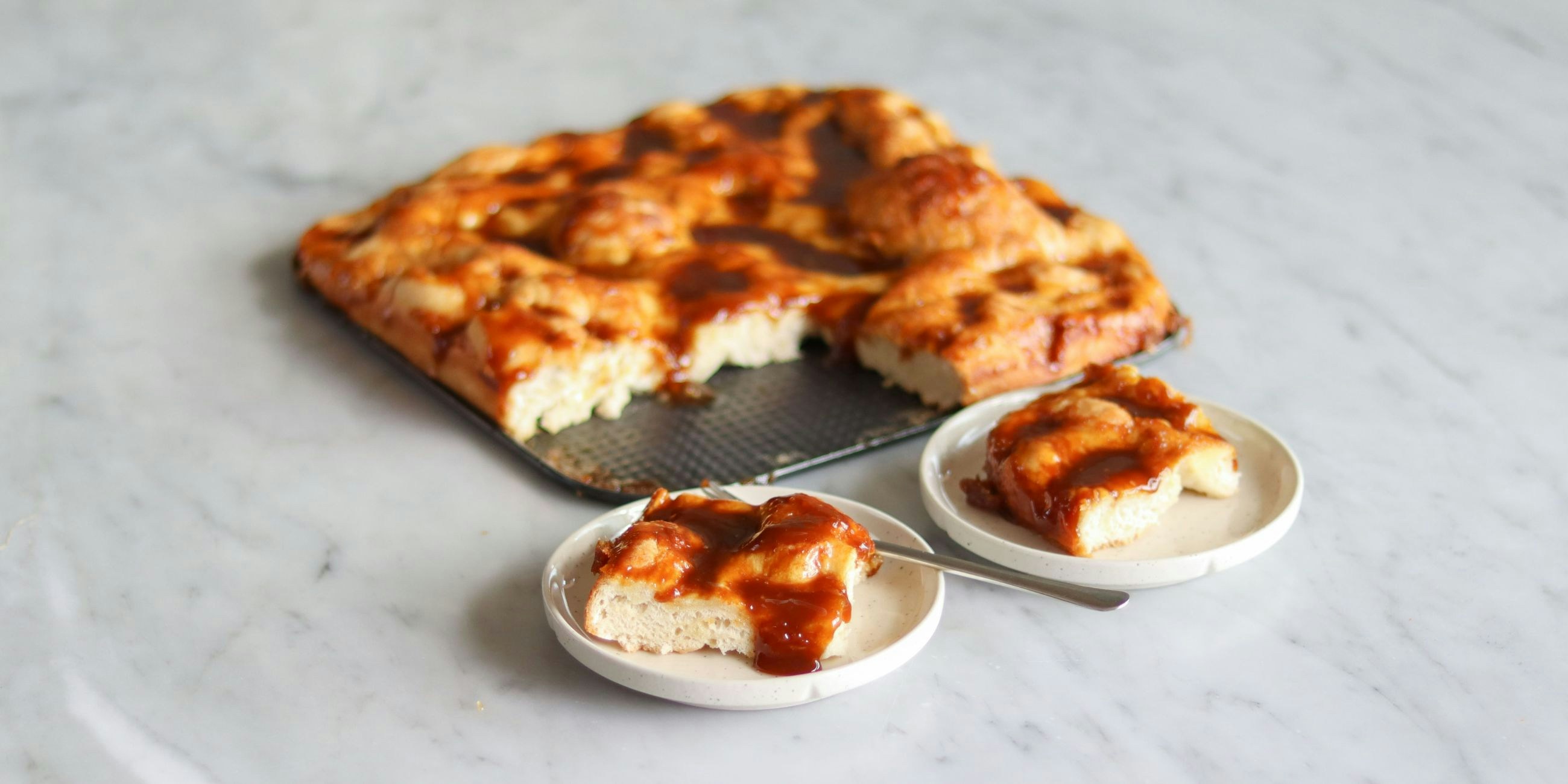 Brunsviger med karamelliseret remonce