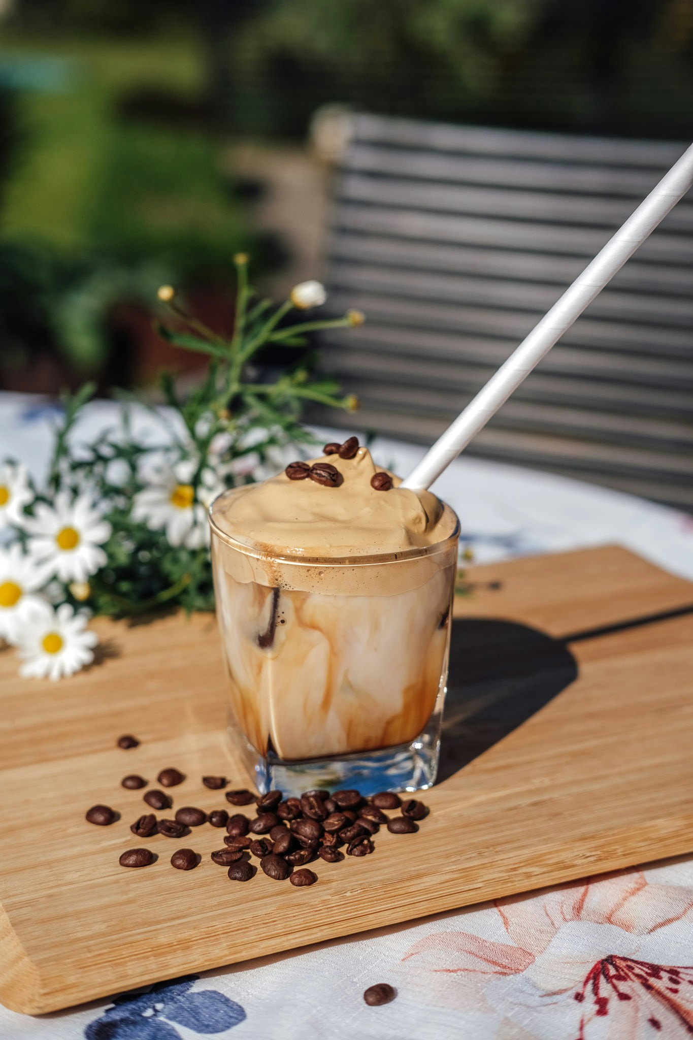 Opskrift på dalgona iskaffe med karamel