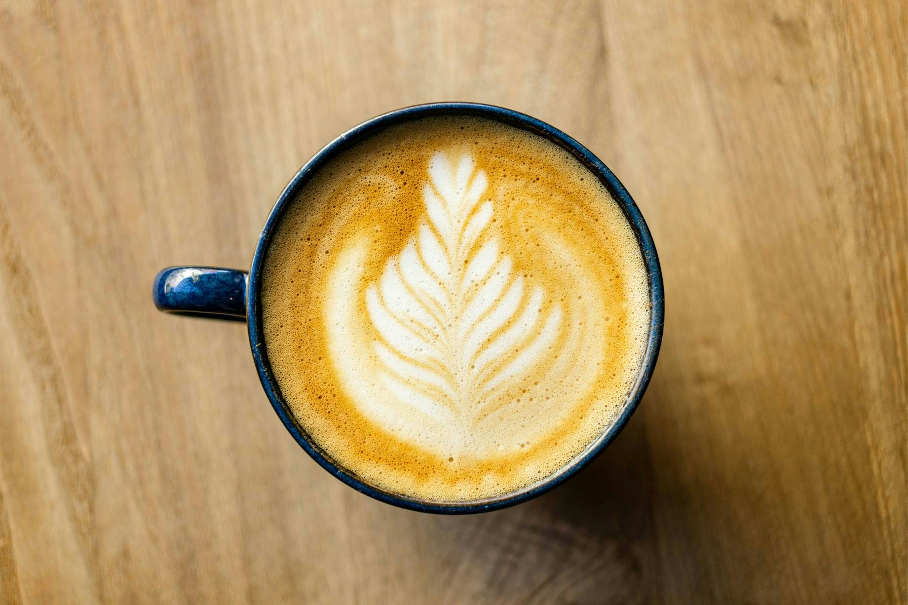 Lær at lave en rosetta med latte art hos BilkaToGo