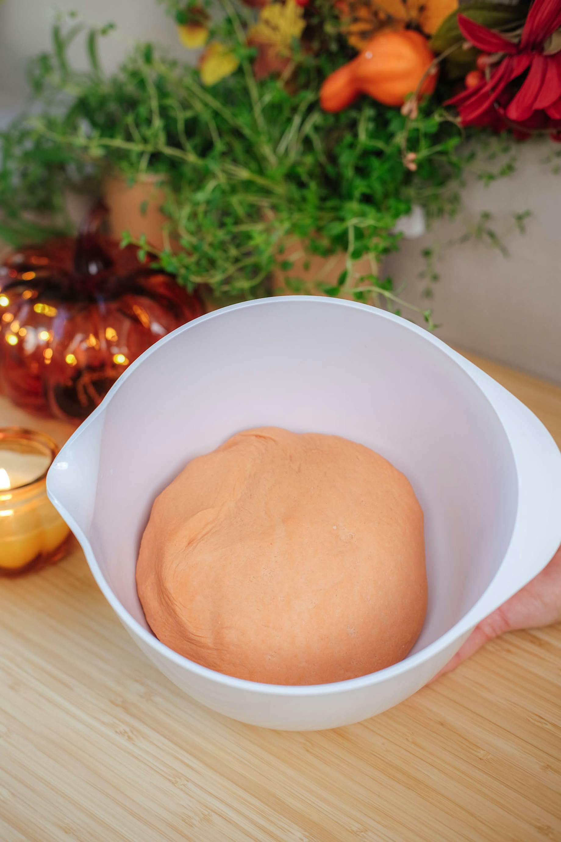 Bag lækre græskarboller til halloween med BilkaToGo