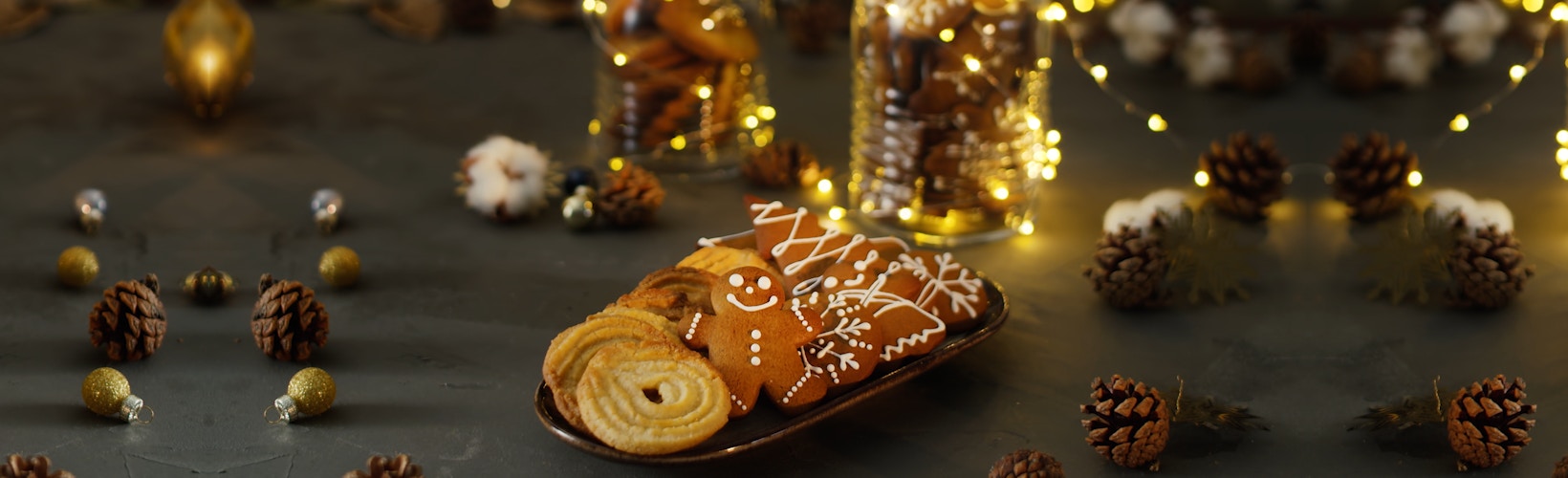 Få opskrifterne på vaniljekranse og honningkager på Bilka.dk